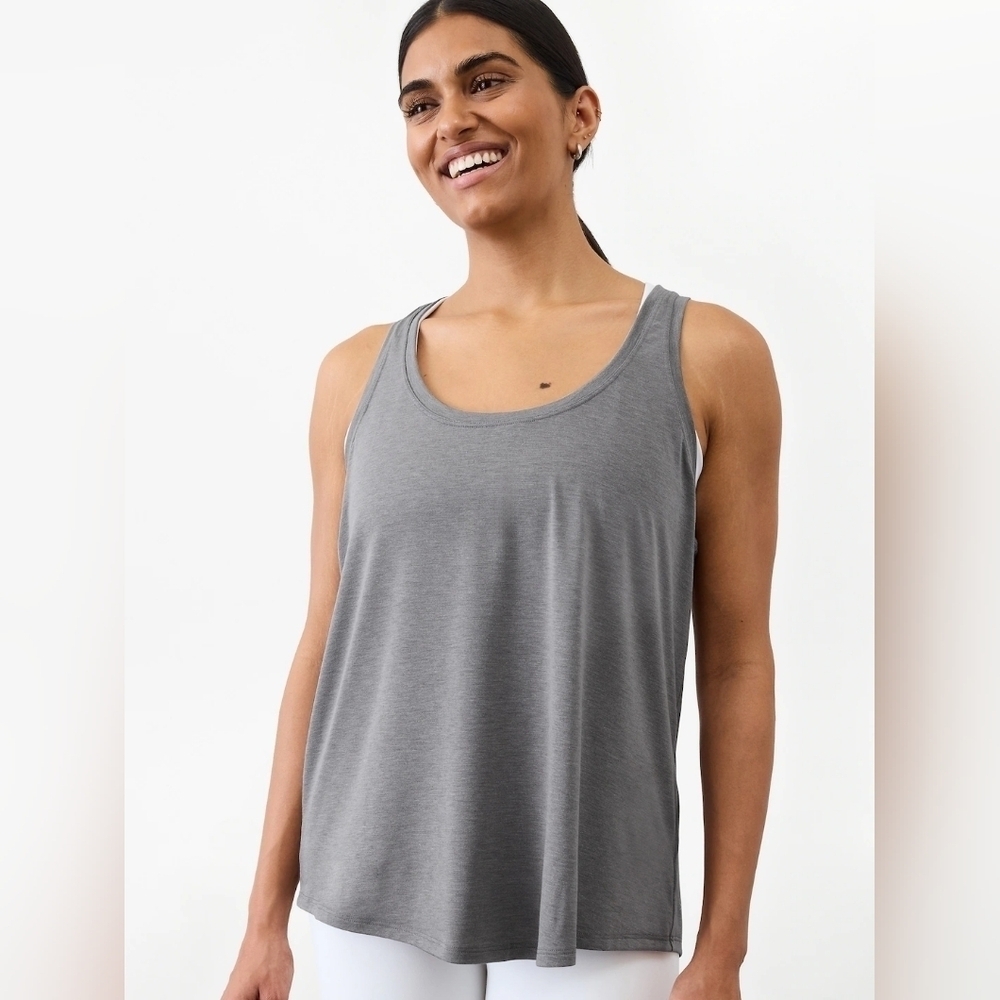 Athleta NWT WITH EASE OPEN BACK Rinned TANK